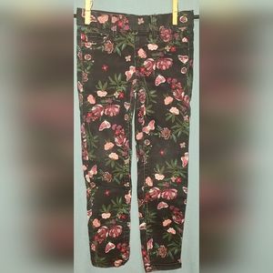 EUC - Girl's Size XS (4-5), Black Floral Jegging